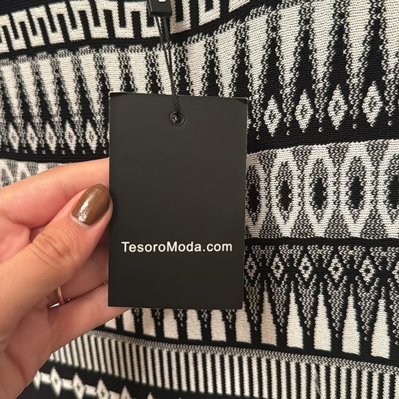 Tesoro Moda Dress (NWT!) - Picture 2 of 4